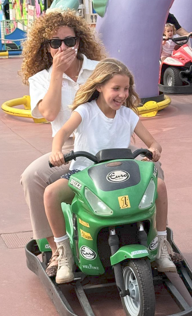 No me arrepiento de sentir tanto: Lo que mis hijas me enseñaron sobre levantarme cada mañana