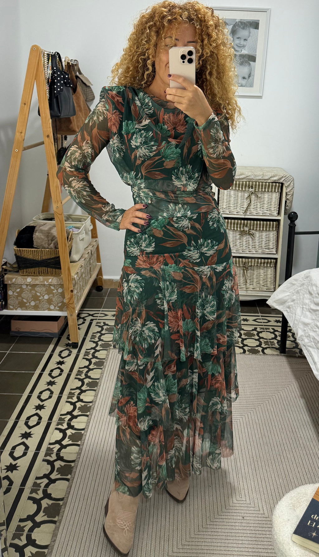 Top Anastasia Flores — Berenjena, Negro y Verde