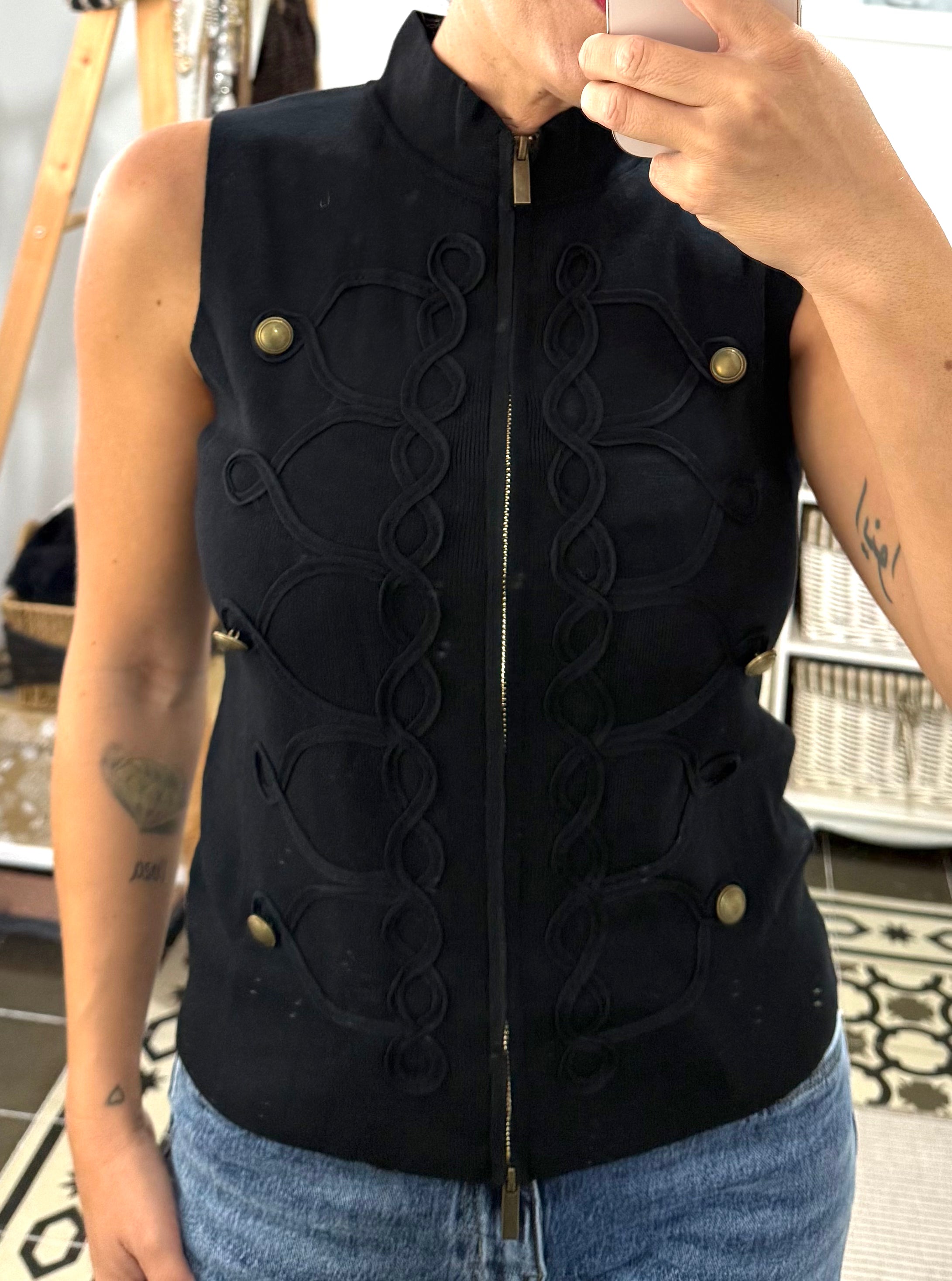 Chaleco Top Lucca — Marrón, Negro y Berenjena