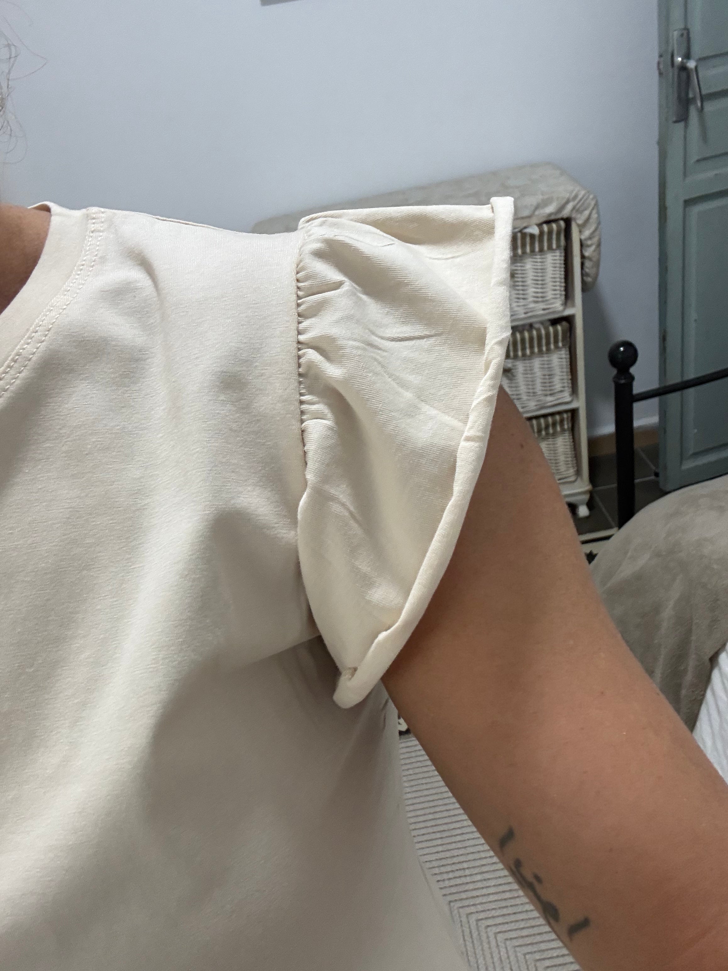 Camiseta Ainhoa - Beige y Verde