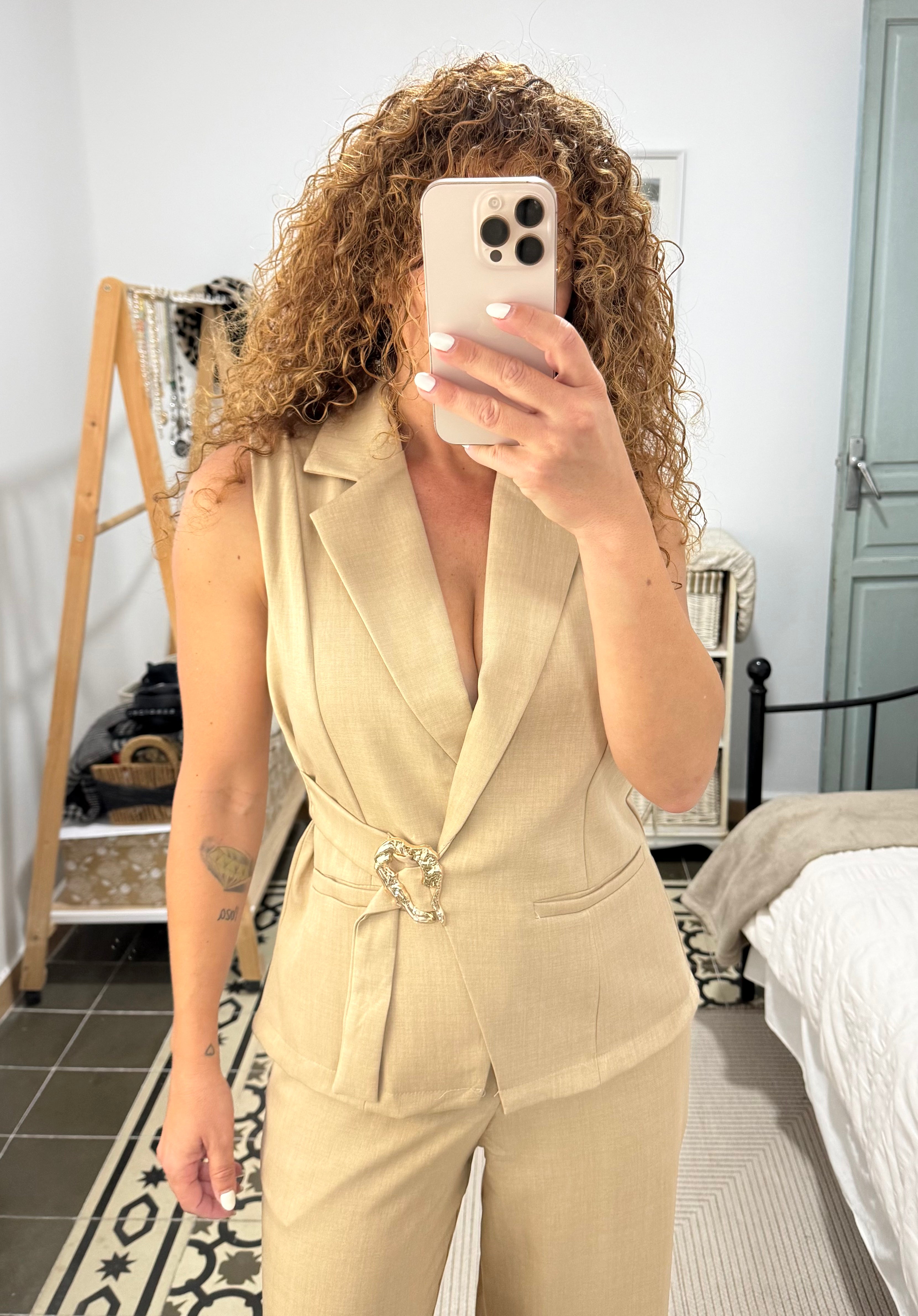 Conjunto Helena - Blanco, Beige, Camel y Negro