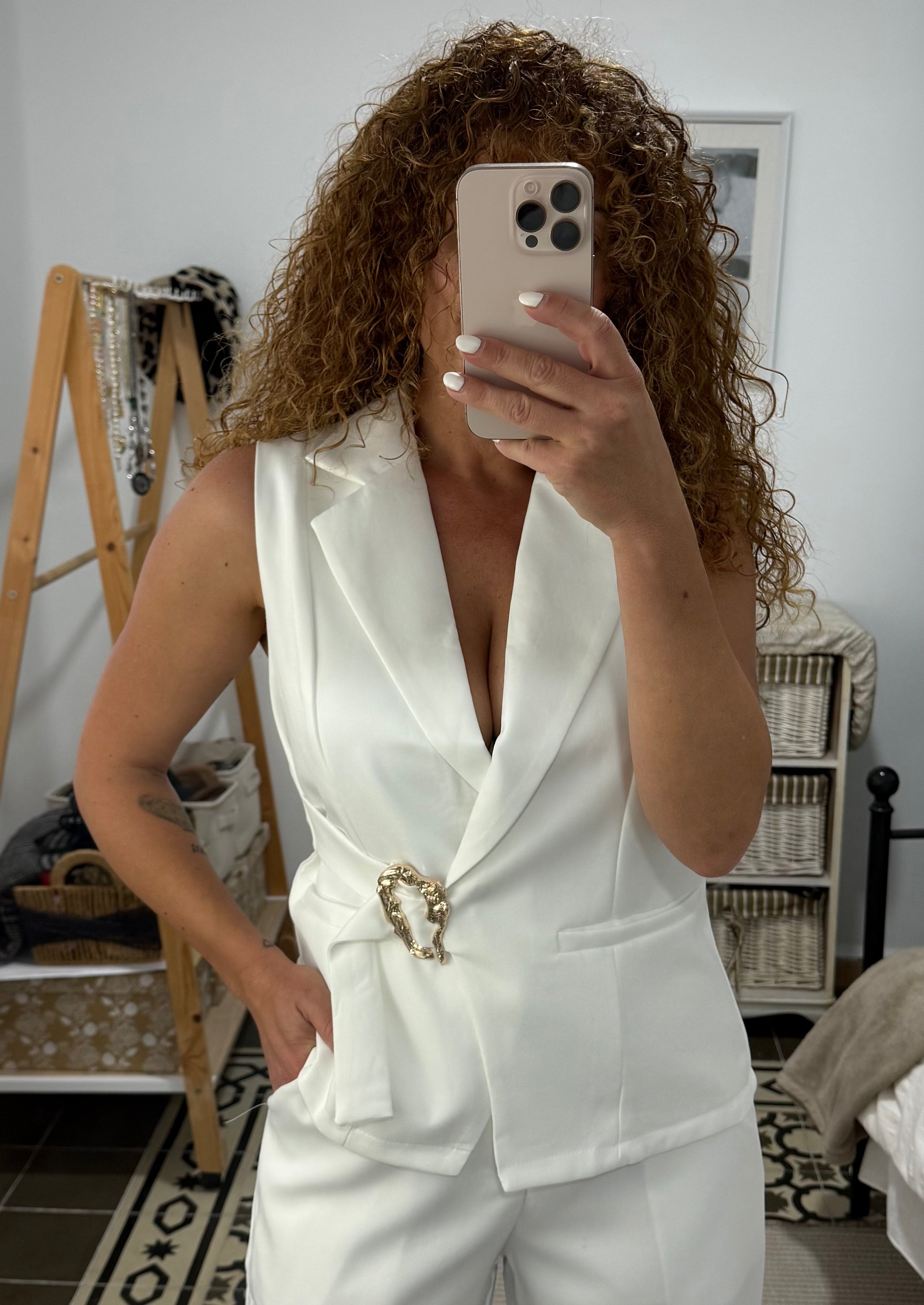 Conjunto Helena - Blanco, Beige, Camel y Negro