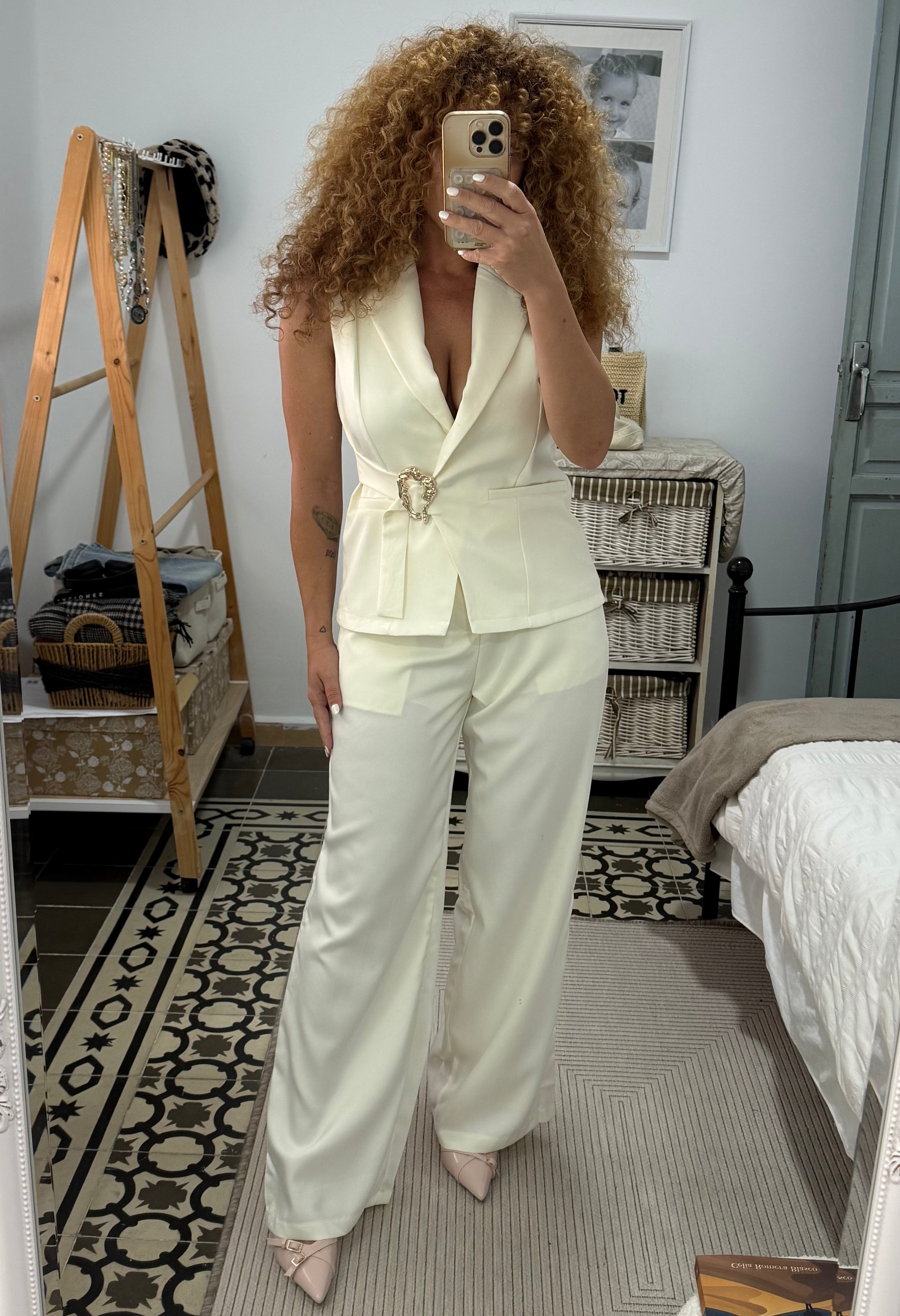 Conjunto Helena - Blanco, Beige, Camel y Negro