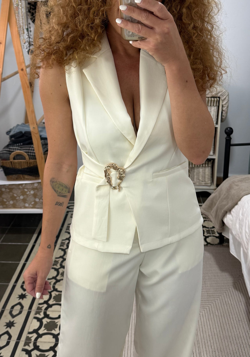 Conjunto Helena - Blanco, Beige, Camel y Negro