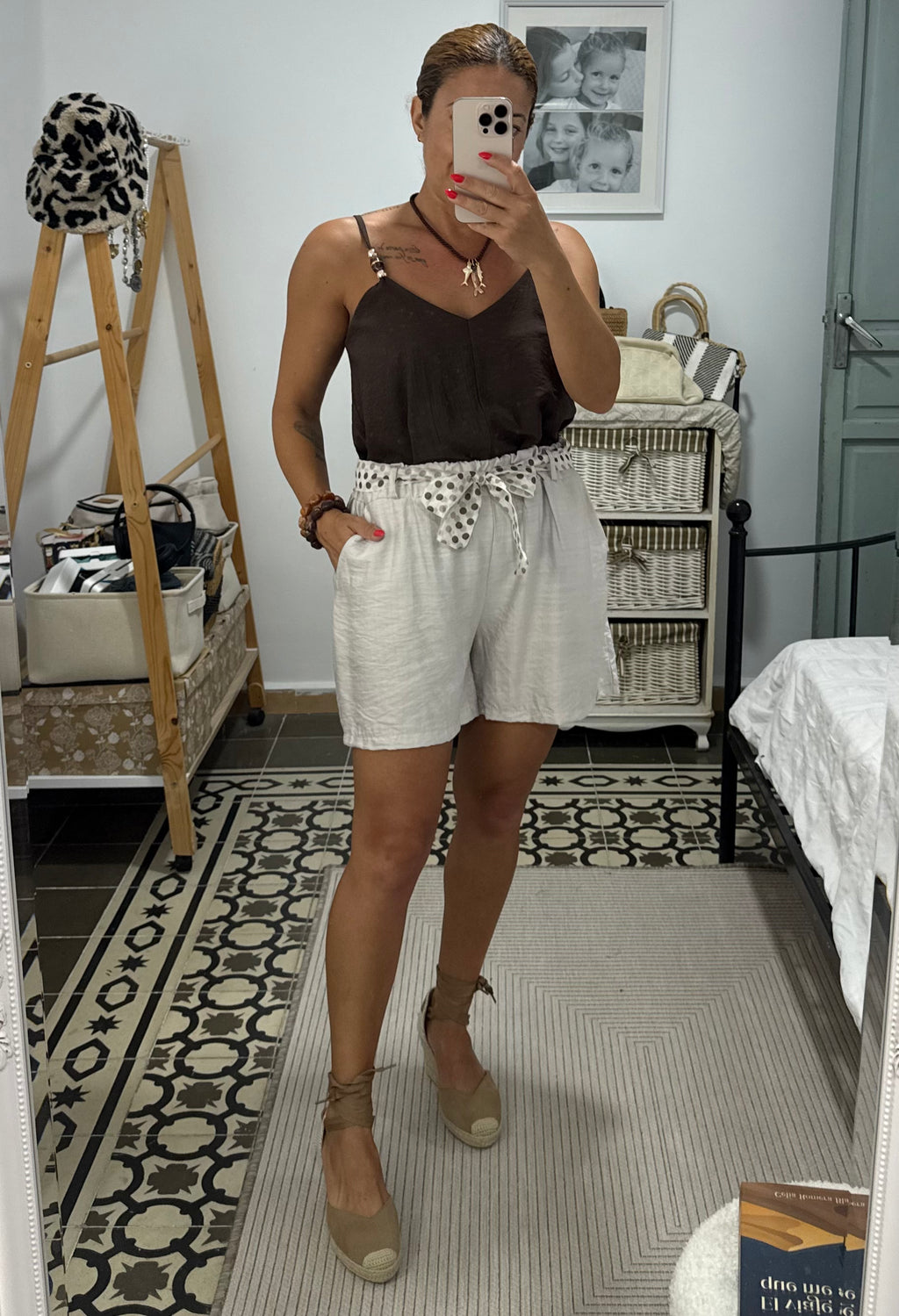 Bermuda Eira — Beige