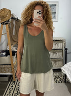 Top Alicia Básico — Blanco / Beige / Verde / Vino / Negro