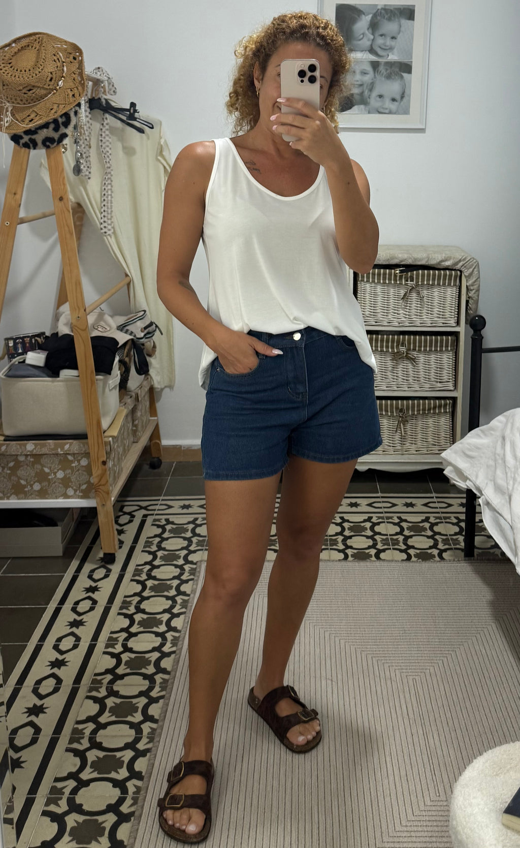 Top Alicia Básico — Blanco / Beige / Verde / Vino / Negro