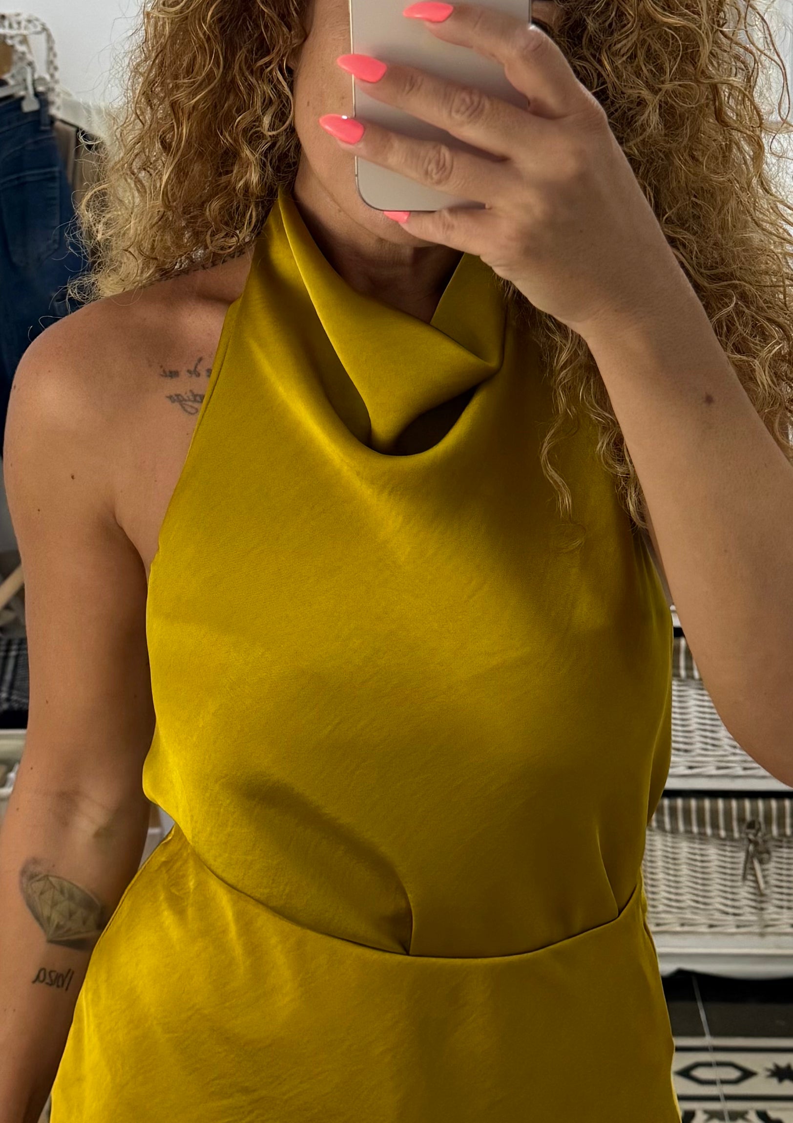 Top Rania — Mostaza
