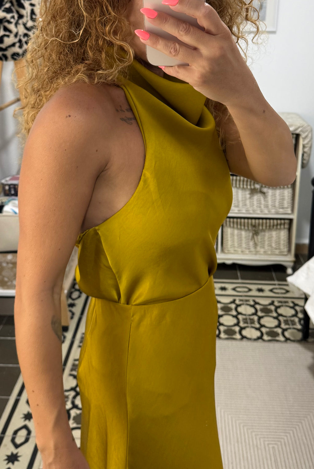 Top Rania — Mostaza