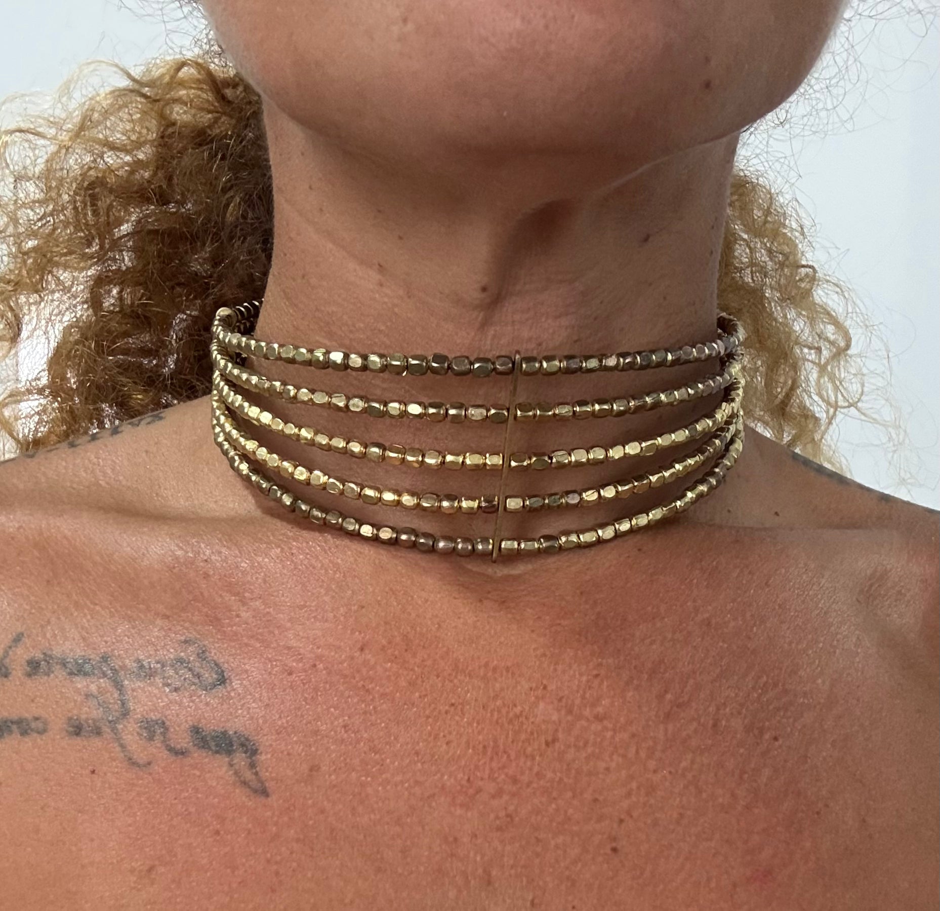Choker Dorado