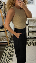 Top Gisela Canalé Desmangado — Negro y Beige
